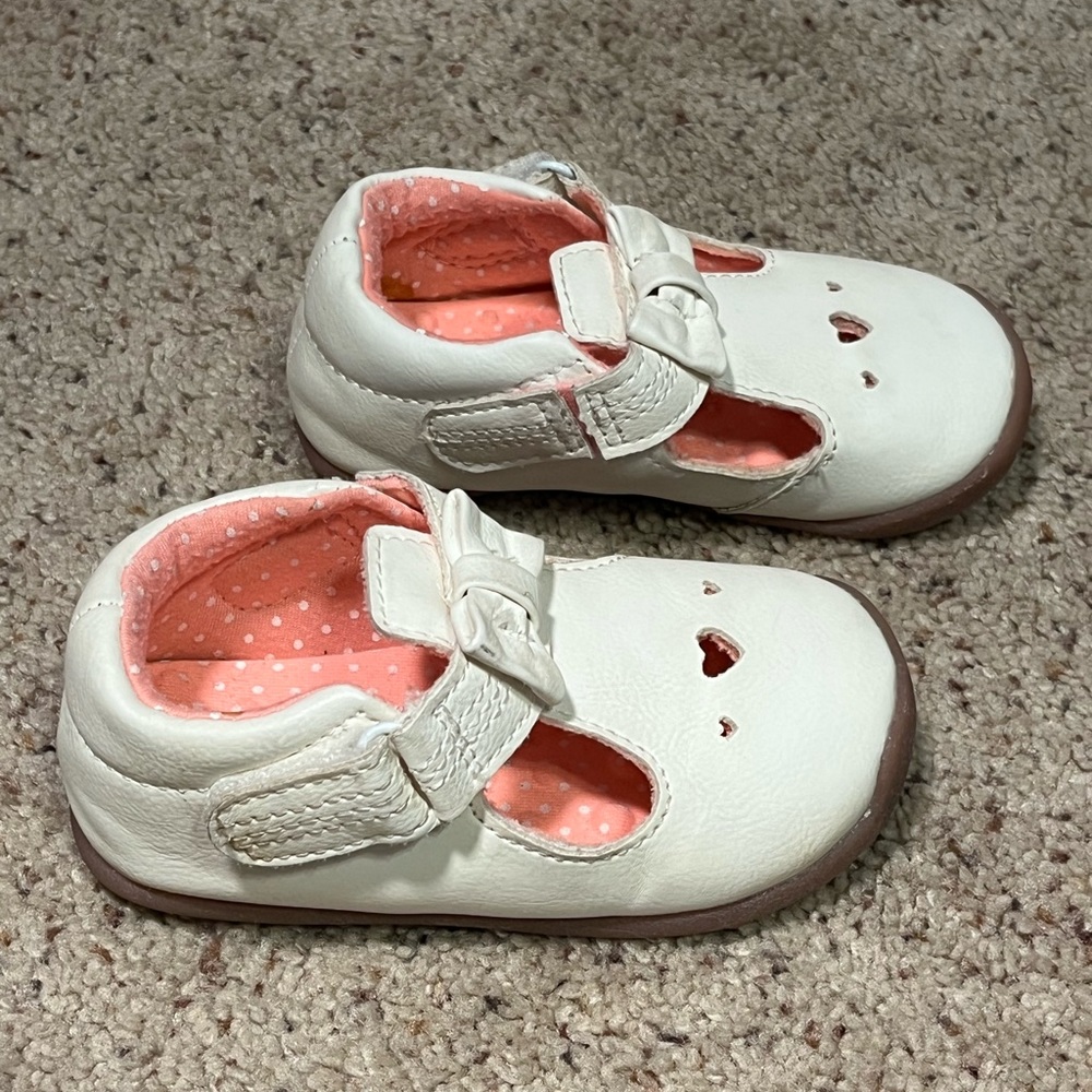 Toddler Girl’s Carter Mary Janes - Size 5